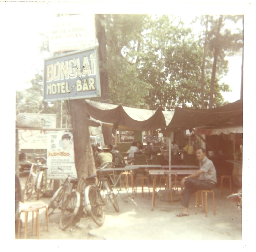 The outdoor patio at the Bong Lai Bar
